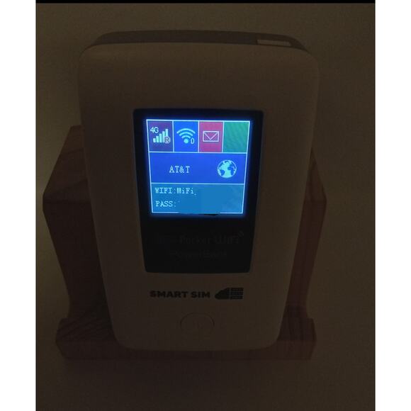 Portable 4G Lite Pocket Smart Sim Wi-Fi Hotspot for Travel - Picture 9 of 10